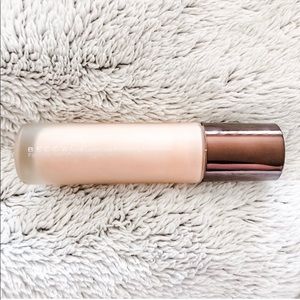 Becca Aqua Luminous Perfecting Foundation